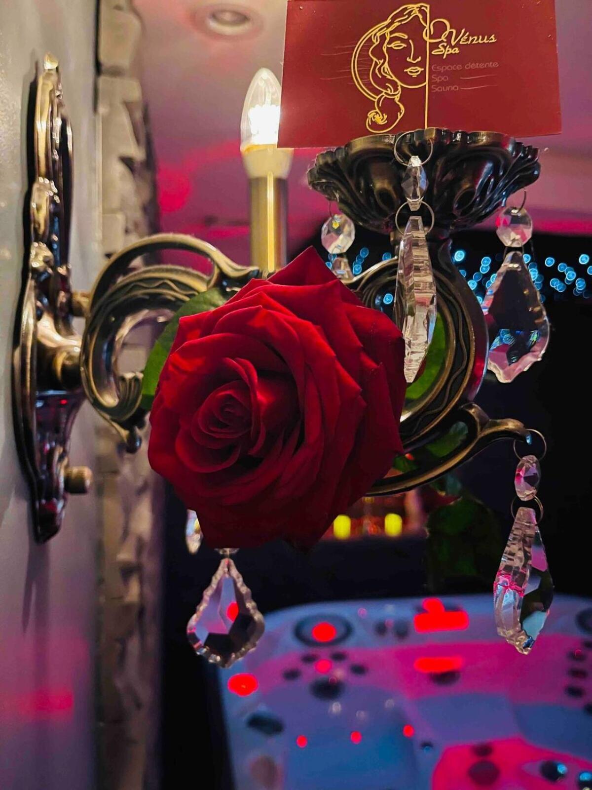 O Venus Spa Sin-le-Noble エクステリア 写真